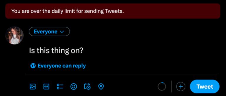 لقطة من تويتر توضح مشكلة تويتر التي حرمت بعض المستخدمين من التغريد عبر حساباتهم - Twitter/KylieBytes