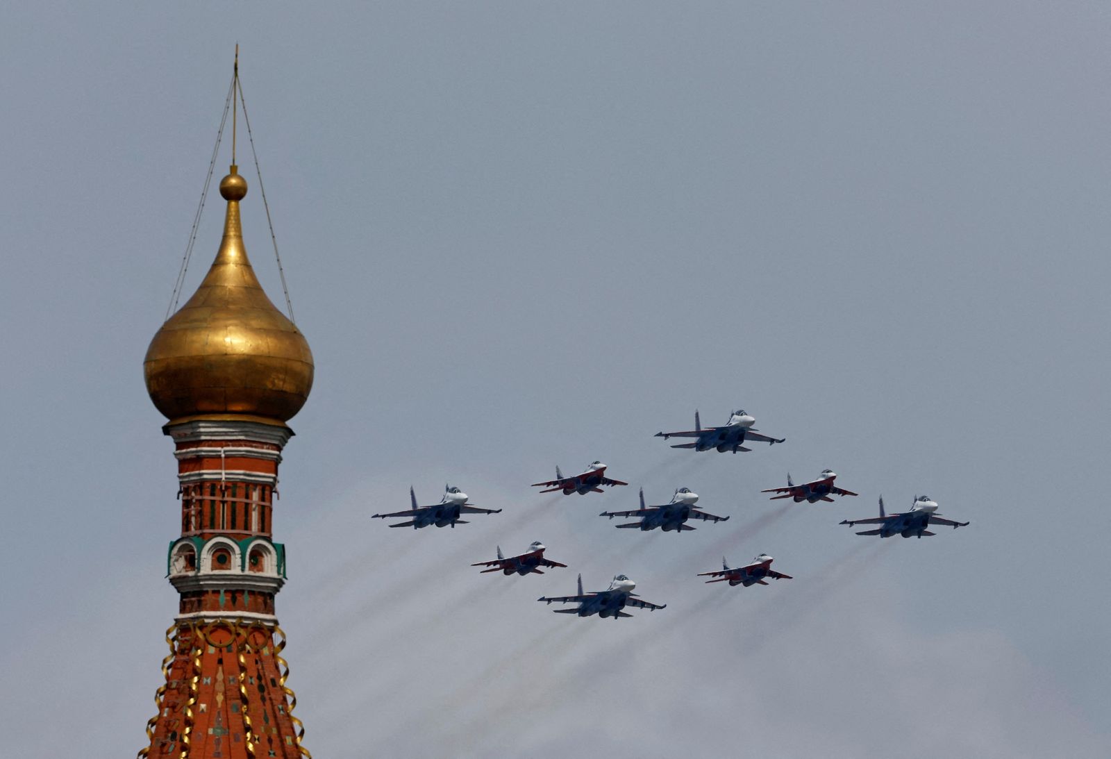 FILE PHOTO: Russian army MiG-29 jet fighters of the Strizhi (Swifts) and Su-30SM jet fighters of the Russkiye Vityazi (Russian Knights) aerobatic teams fly in formation during a flypast and a military parade on Victory Day, which marks the 79th anniversary of the victory over Nazi Germany in World War Two, in Moscow, Russia, May 9, 2024. REUTERS/Shamil Zhumatov/File Photo