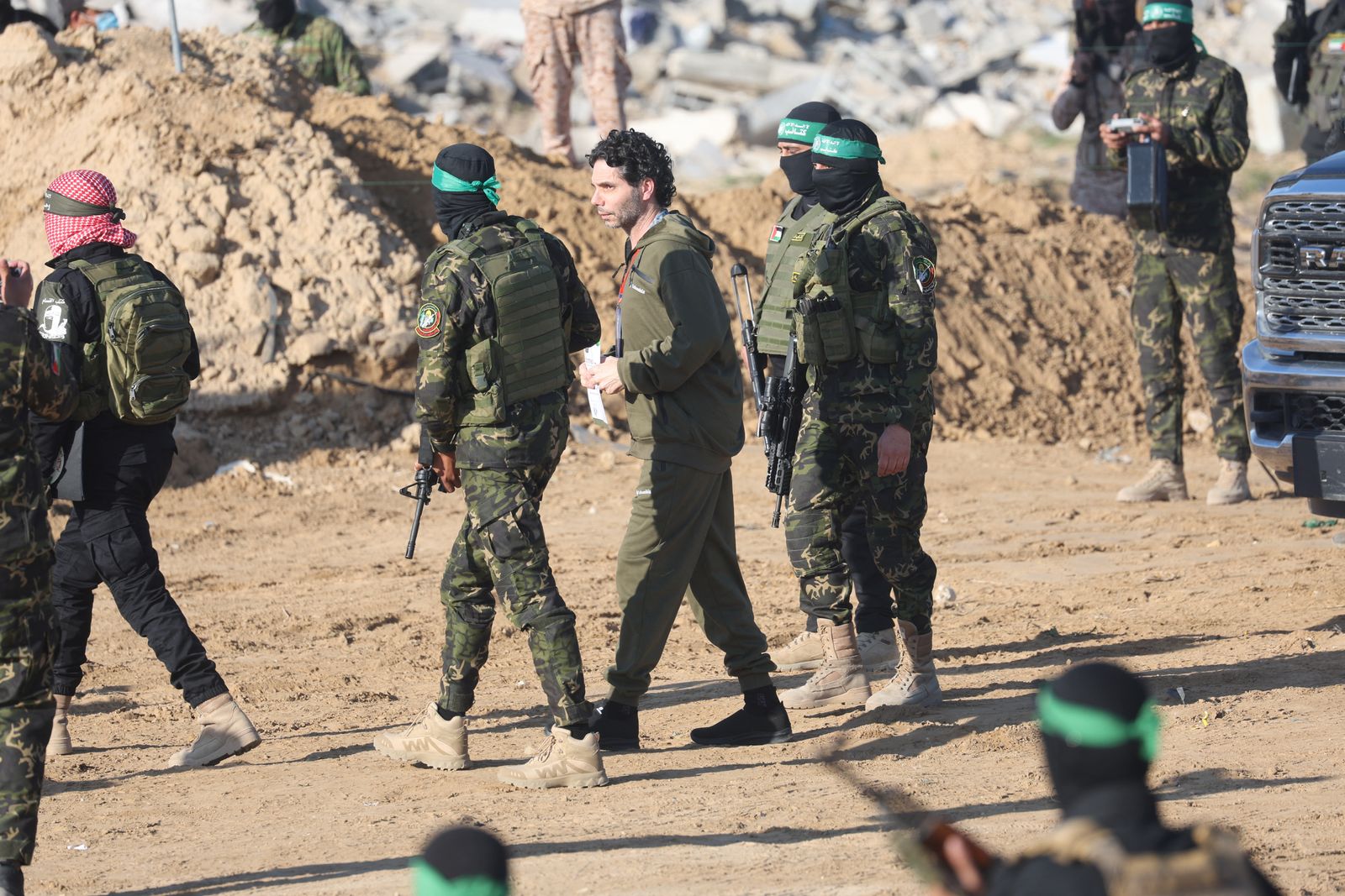 Ofer Kalderon, a hostage held in Gaza since the deadly October 7, 2023 attack, is released by Palestinian Hamas militants as part of a ceasefire and a hostages-prisoners swap deal between Hamas and Israel, in Khan Younis in the southern Gaza Strip, February 1, 2025. REUTERS/Adley Abu Taha