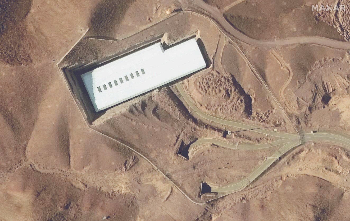 صورة ملتقطة بالأقمار الصناعية تظهر منشأة فوردو النووية في إيران. 24 يناير 2025