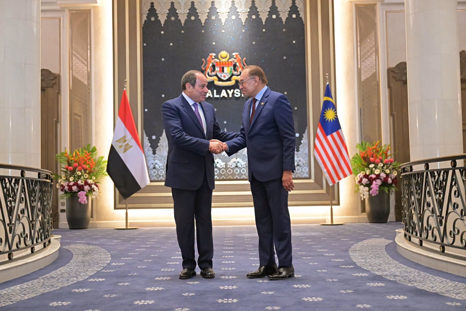 مصر وماليزيا ترفعان العلاقات إلى شراكة استراتيجية وتؤكدان دعم أمن الملاحة في مضيق هرمز