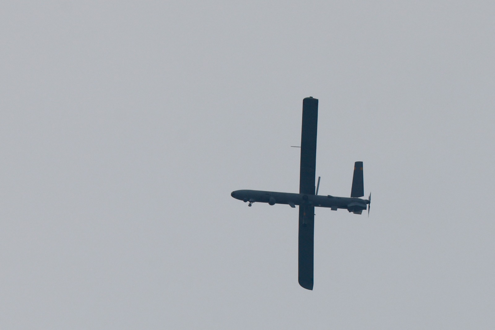 طائرة مسيرة من طراز Hermes 450 تحلق فوق قطاع غزة. 26 فبراير 2024