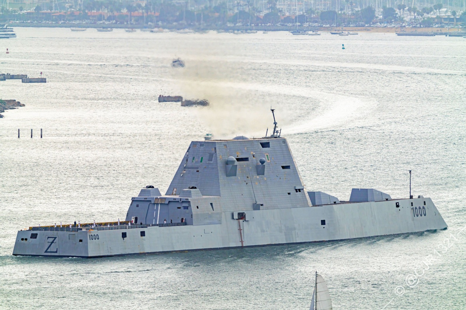 USS Zumwalt تغادر سان دييجو، كاليفورنيا.27 يوليو 2023