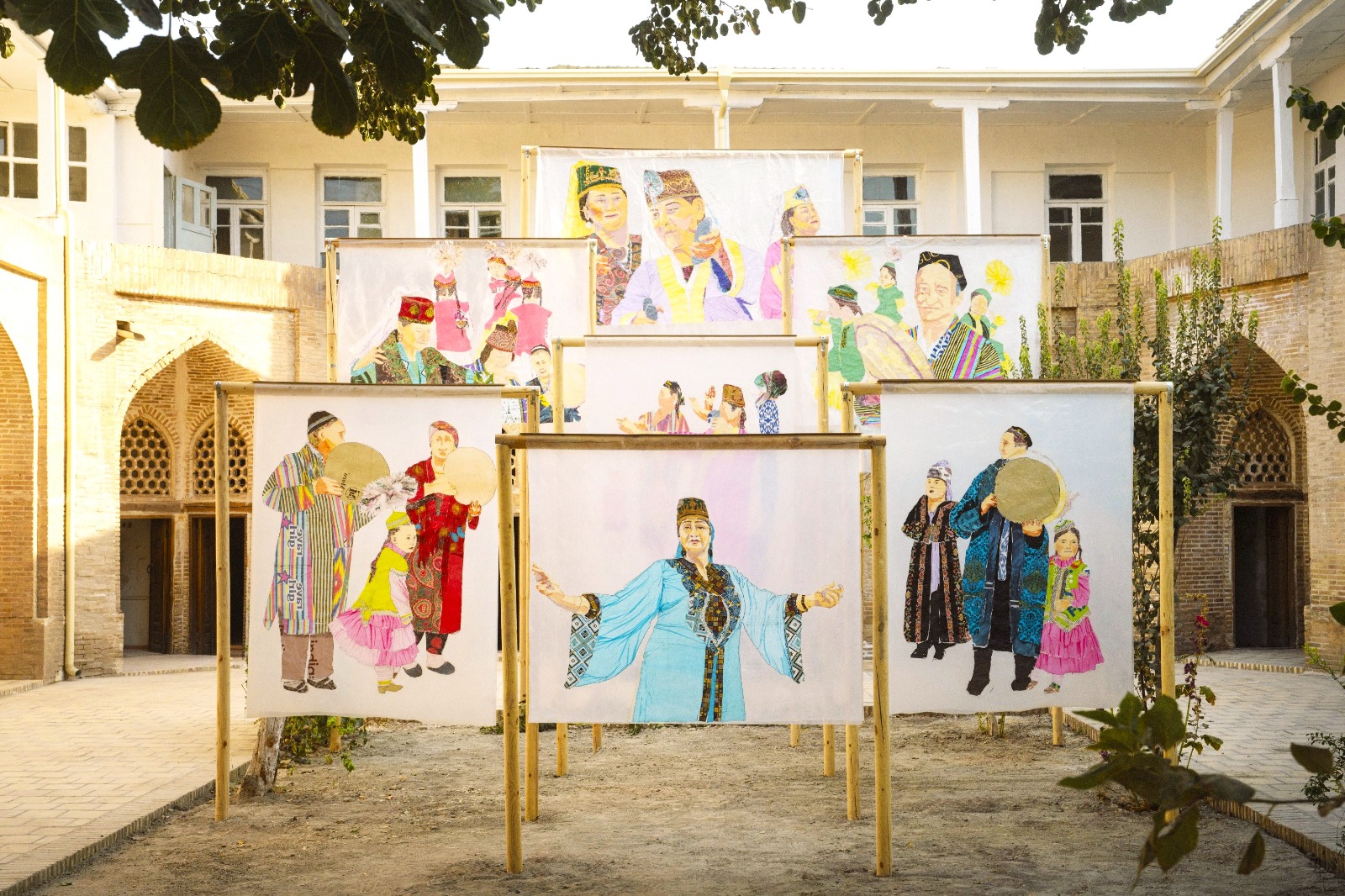 من البينالي