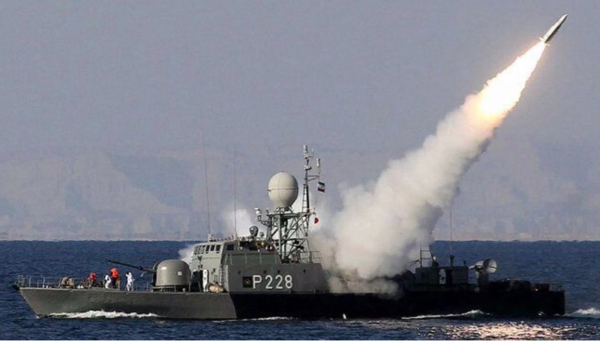 زورق الصواريخ "بيكان" التابع للبحرية الإيرانية في صورة غير مؤرخة. - Naval Post