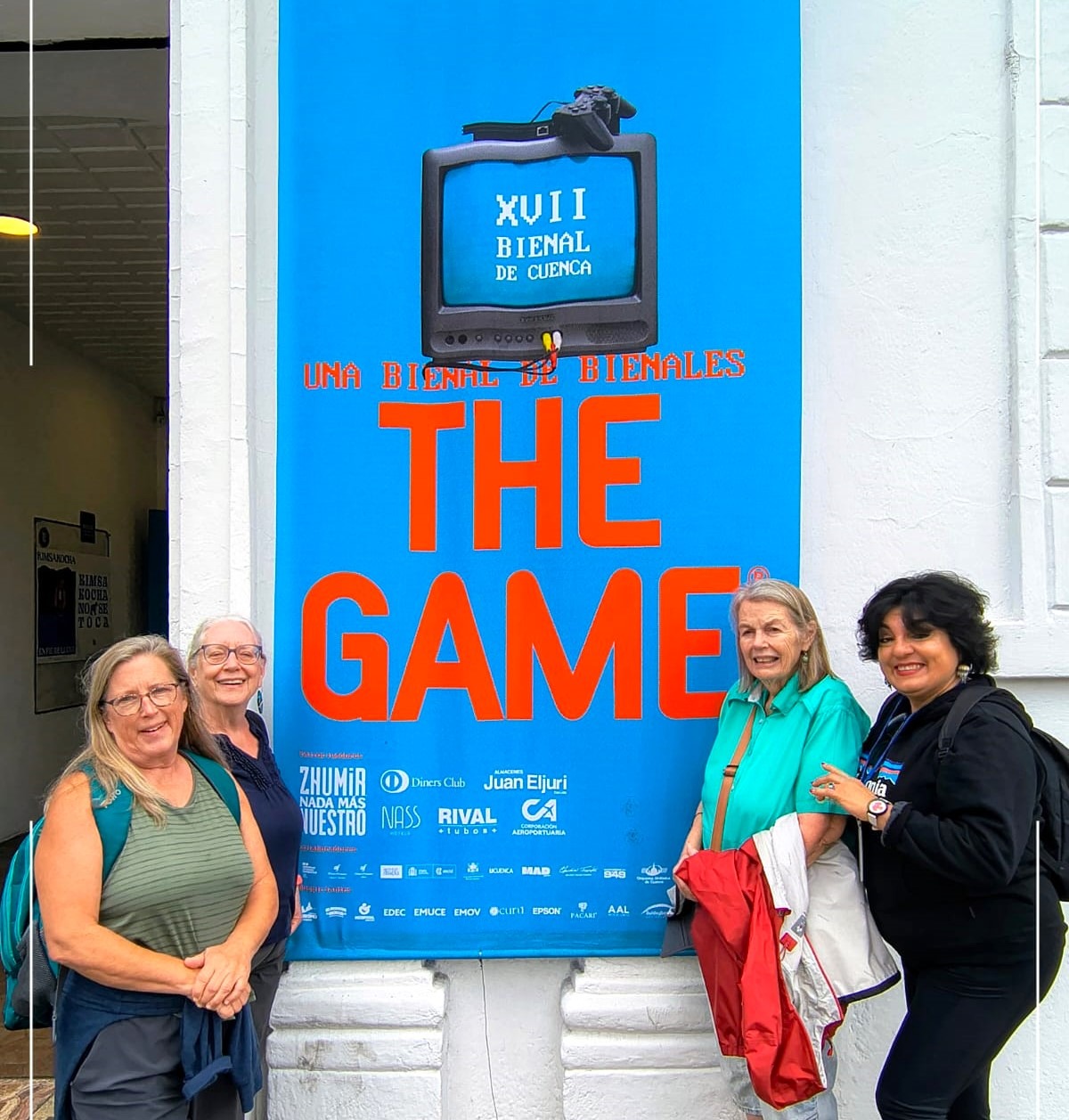 أمام مدخل البينالي