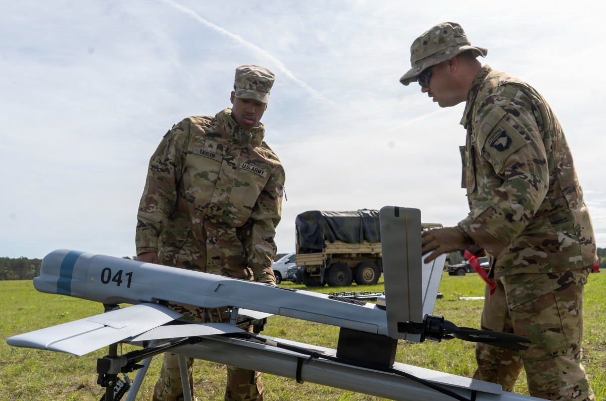 نظام طائرات بدون طيار موجهة بدقة من نوع Aevex Atlas