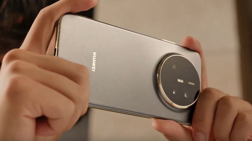 هاتف هواوي Mate 70 Air الأحدث