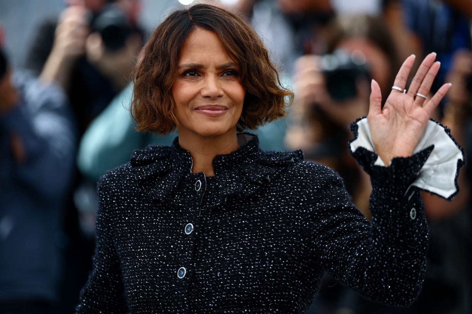 الممثلة الأميركية هالي بيري عضو لجنة تحكيم مهرجان كان السينمائي في دورته الـ78 بمدينة كان في فرنسا. 13 مايو 2025