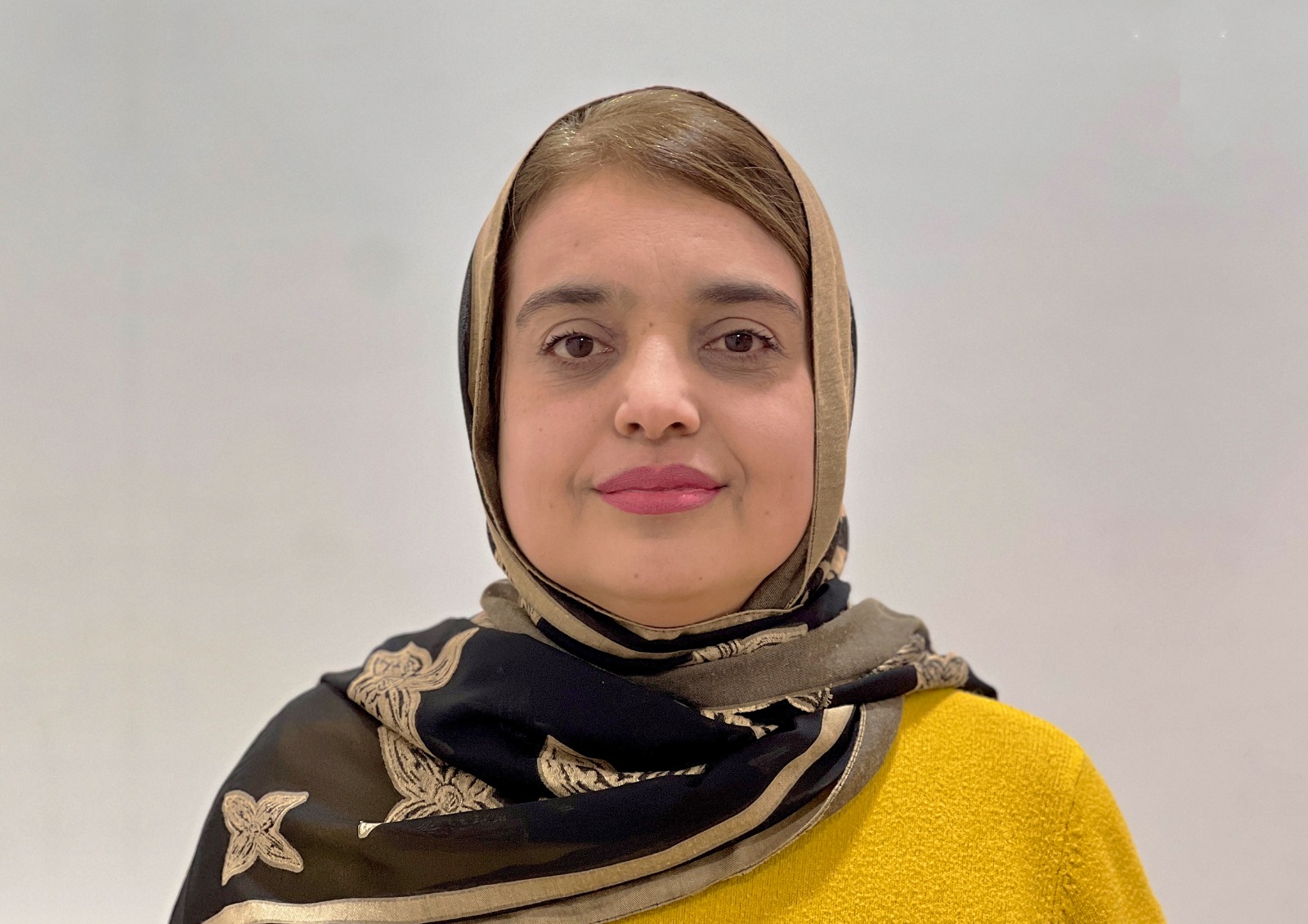 الشاعرة الجزائرية راضية تومي