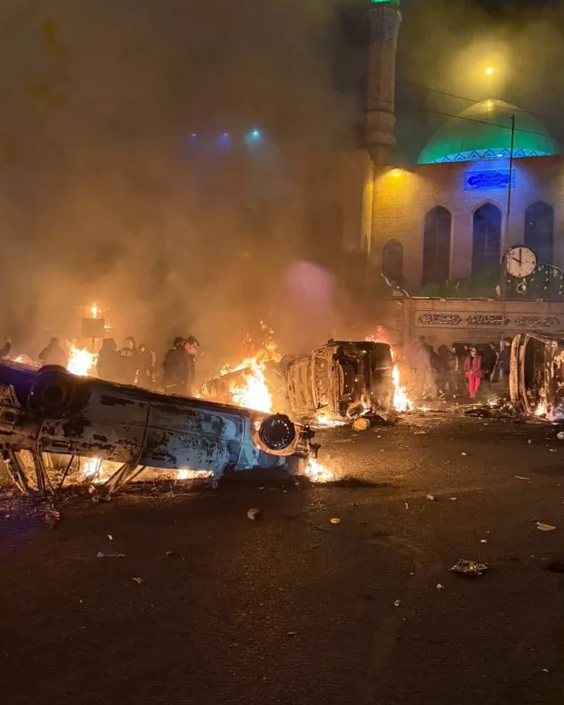 صورة نشرتها شبكة 'إيران إنترناشيونال' لجانب من الاحتجاجات في إيران. 10 يناير 2026