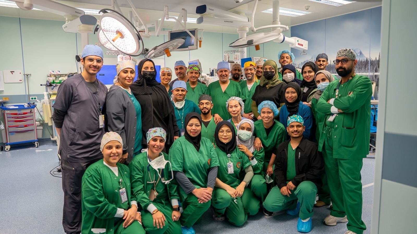 فريق جراحي بمستشفى الملك عبد الله التخصصي للأطفال بالسعودية ينجح في فصل توأم إناث ملتصق، الرياض، السعودية، 16 أبريل 2026