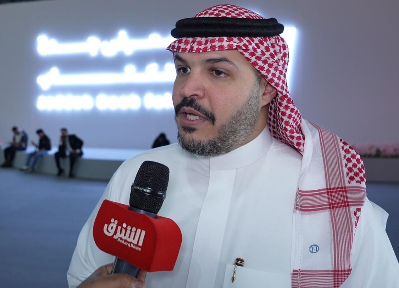 رئيس هيئة الأدب والنشر والترجمة د. عبد اللطيف الواصل في مقابلة سابقة مع الشرق (أرشيفية)