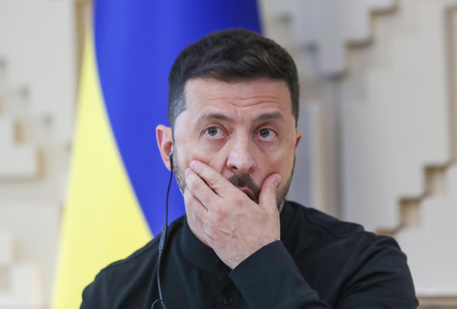 الرئيس الأوكراني فولوديمير زيلينسكي يحضر مؤتمراً صحافيا في السفارة الأوكرانية بأنقرة. 15 مايو 2025