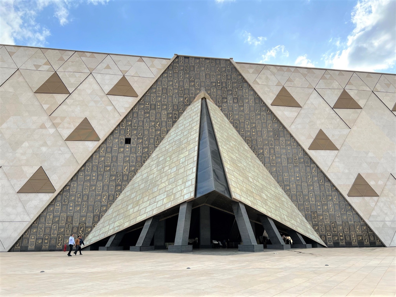 المتحف المصري الكبير. 20 مارس 2024 (تصوير: فادي فرنسيس)