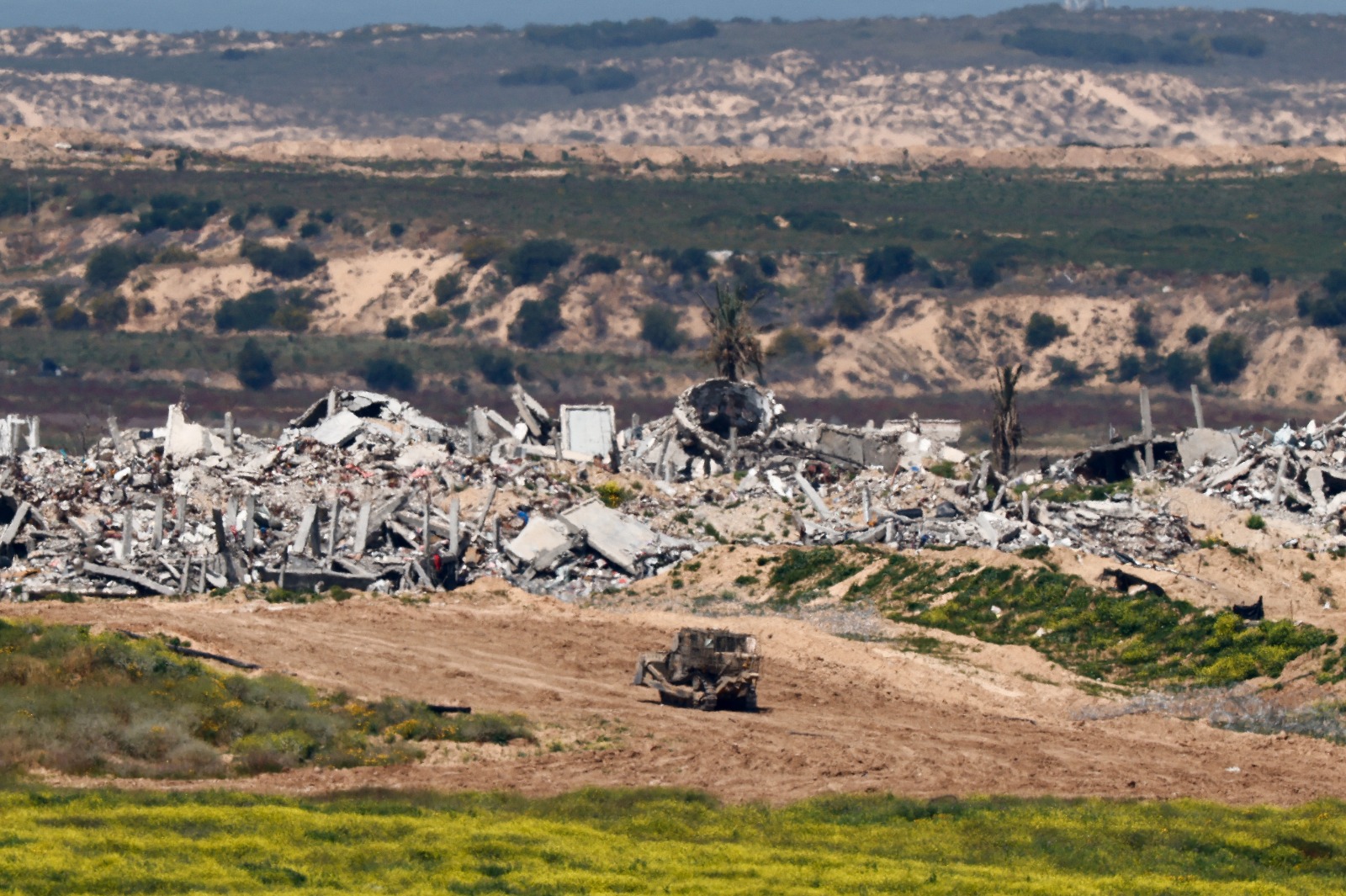 مناورات للجيش الإسرائيلي داخل قطاع غزة. 23 مارس 2024