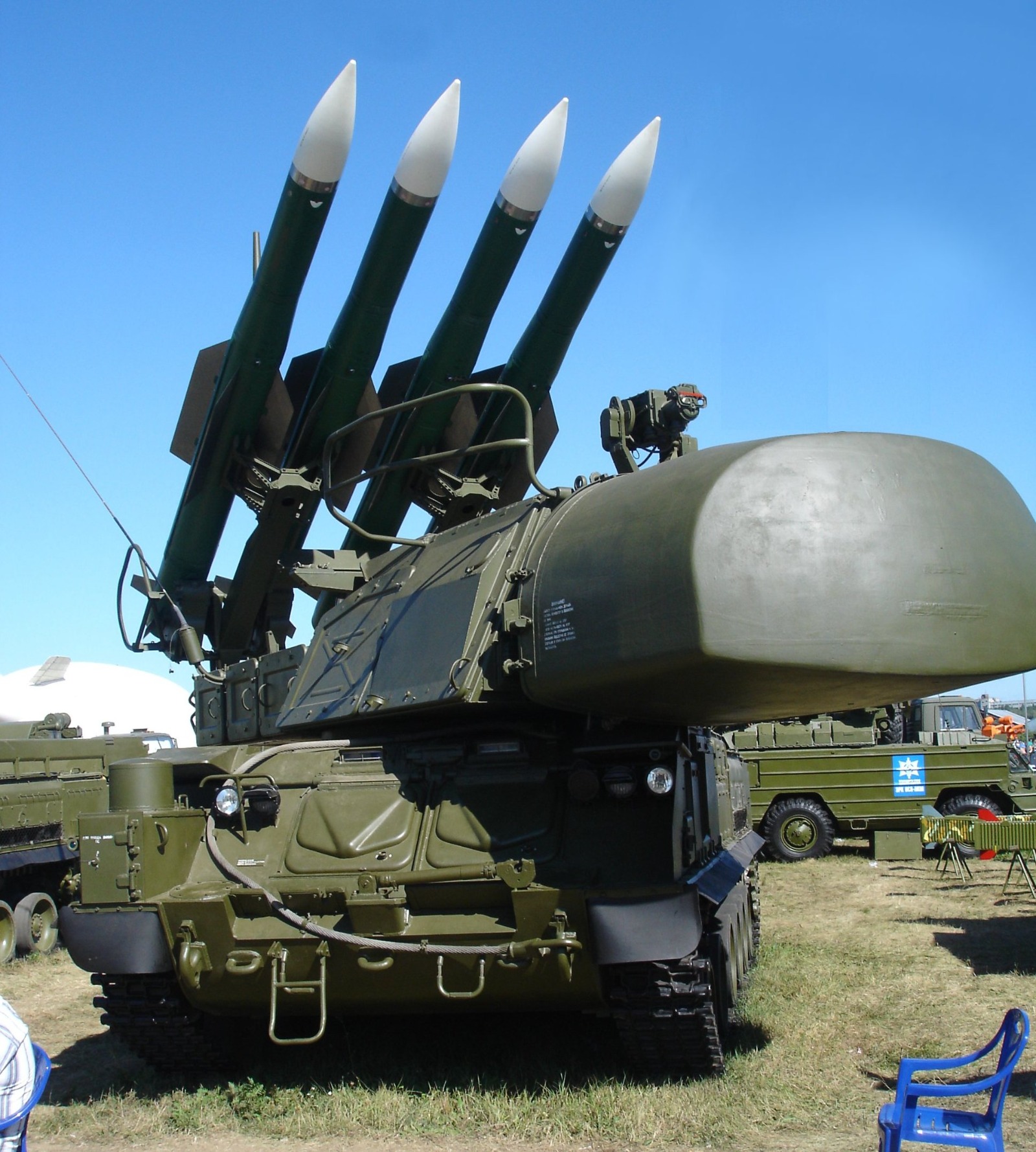 منظومة إطلاق صواريخ 'BUK -2' في معرض الصناعات العسكرية MAKS في موسكو عام 2005