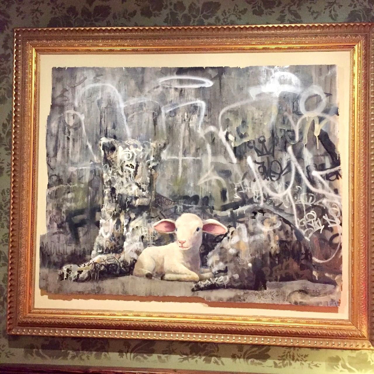 من أعمال بانكسي في المتحف