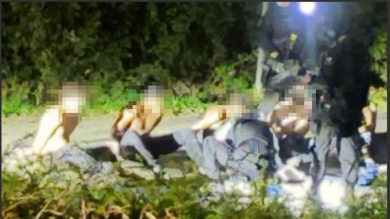 صورة نشرتها وسائل إعلام بريطانية للمتشبهم بهم في محاولة استهداف قاعدة "فيرفورد" التابعة لسلاح الجو الملكي البريطاني. 27 سبتمبر 2026.