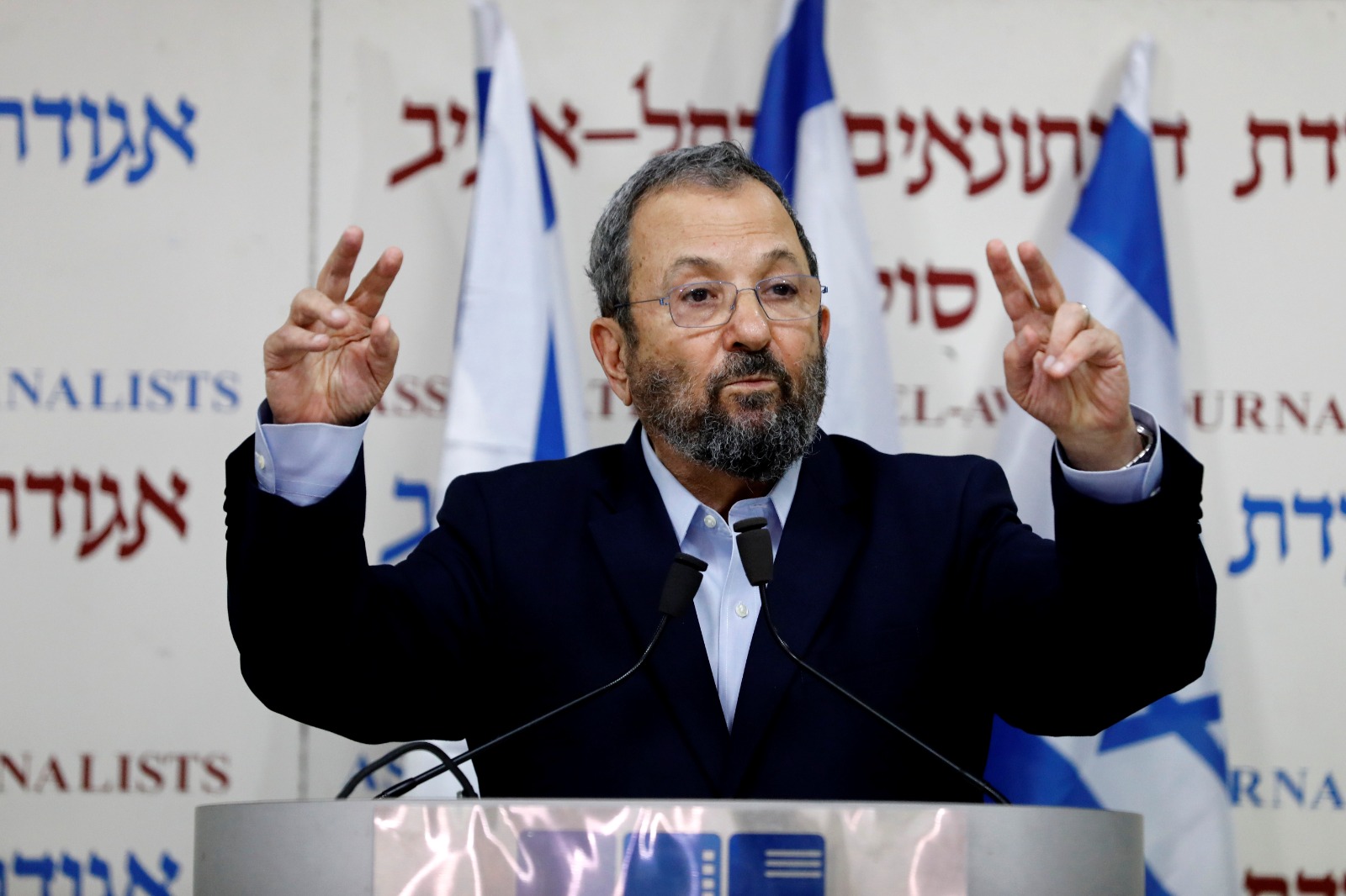 رئيس الوزراء الإسرائيلي السابق إيهود باراك يلقي خطاباً في تل أبيب. 26 يونيو 2019. - REUTERS