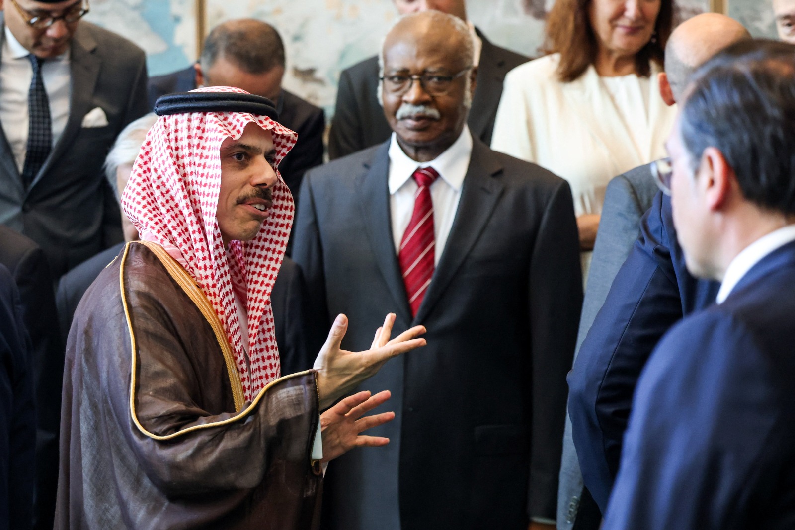 وزير الخارجية السعودي الأمير فيصل بن فرحان قبل انطلاق مؤتمر حل الدولتين لتسوية القضية الفلسطينية، نيويورك، 28 يوليو 2025