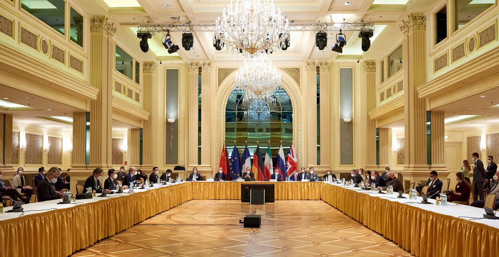 جانب من اجتماعات اللجنة المشتركة للاتفاق النووي الإيراني في فيينا، في 6 أبريل 2021 - REUTERS