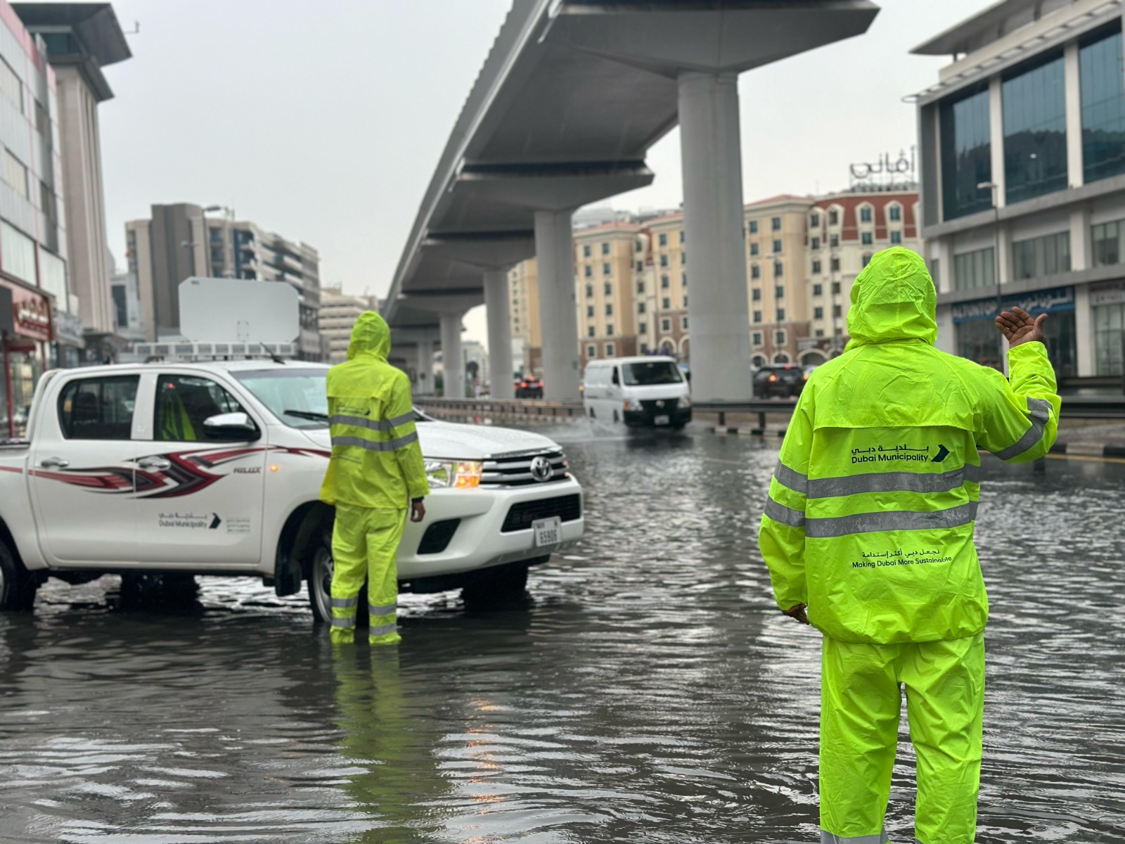 أحد شوارع دبي بعد الأمطار الغزيرة التي شهدتها المدينة. 16أبريل 2024