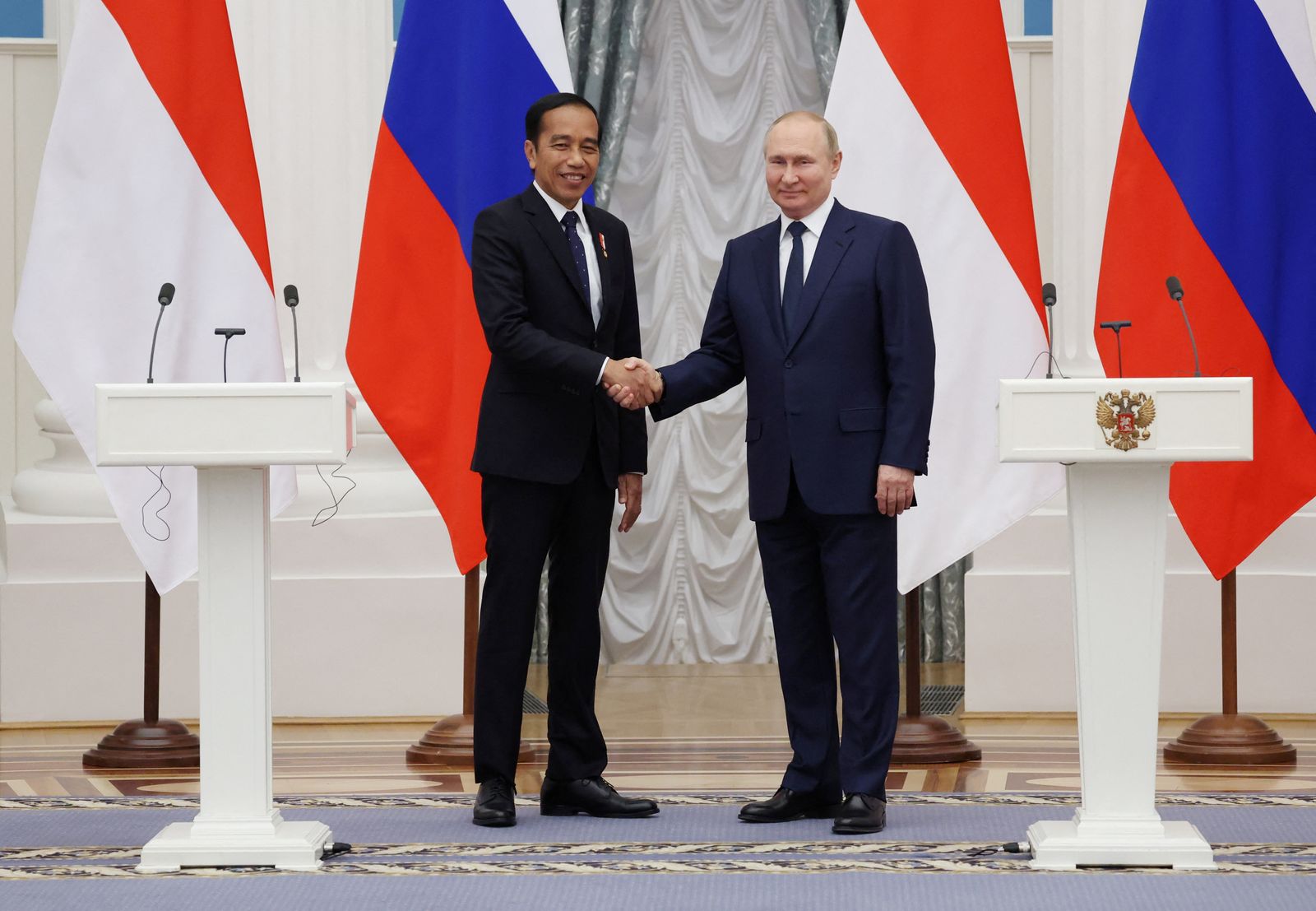 Russia's Putin meets his Indonesian counterpart Widodo in Moscow - via REUTERS