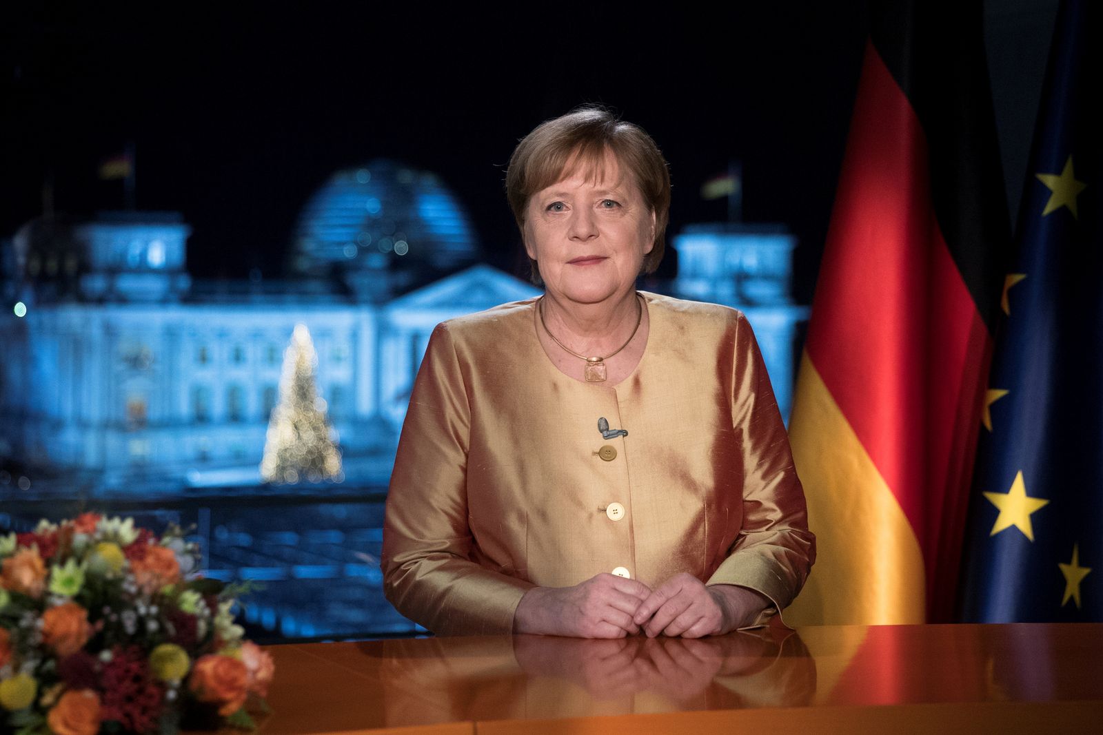 المستشارة الألمانية أنغيلا ميركل تسجل خطابها السنوي بمناسبة العام الجديد في مستشارية برلين، 31 ديسمبر 2020 - REUTERS