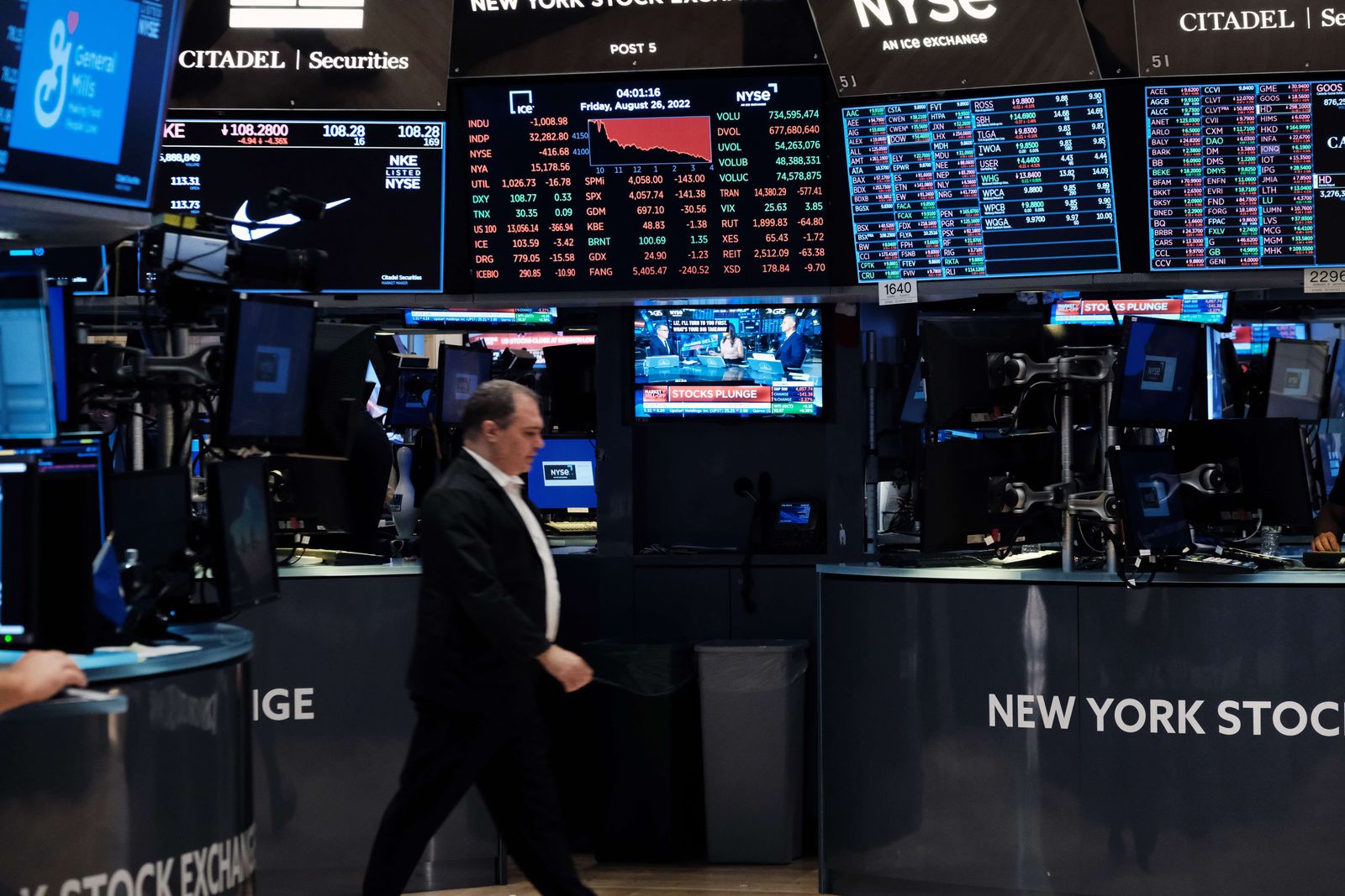 Markets React To Federal Reserve Chair Jerome Powell's Speech At Economic Conference - AFP