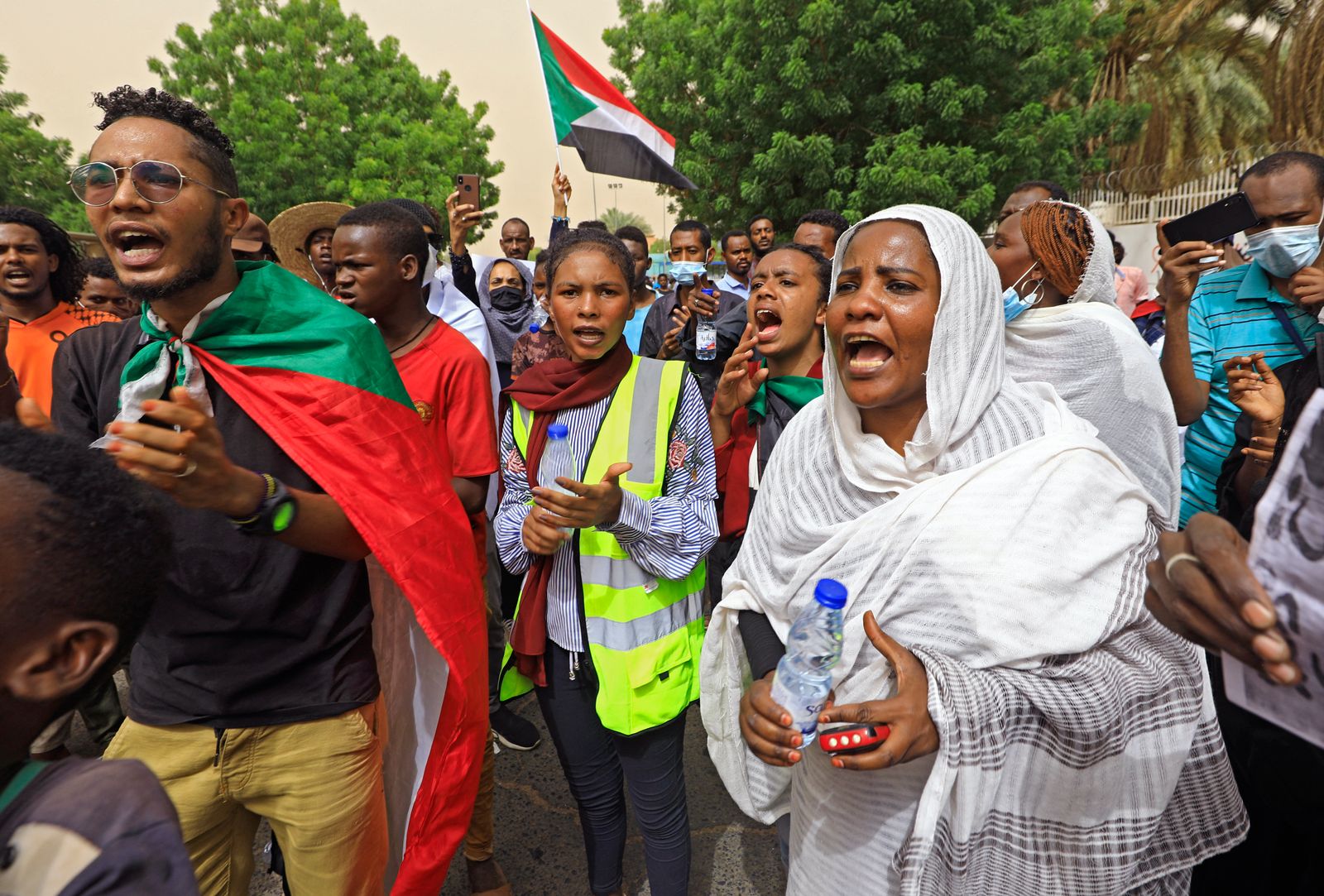 احتجاجات في العاصمة السودانية الخرطوم للمطالبة بمحاسبة المسؤولين عن فض اعتصام القيادة العامة - 3 يونيو 2021 - AFP