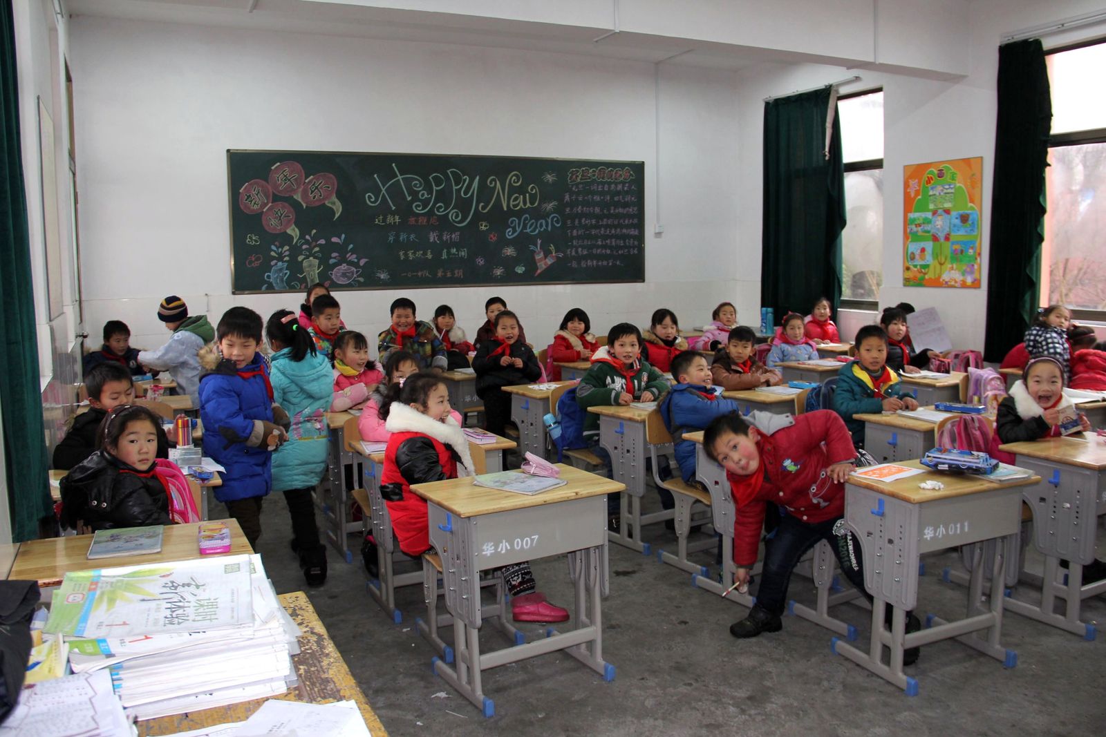 أطفال في مدرسة ابتدائية بمدينة نانتونغ الصينية - 29 يناير 2015 - Bloomberg