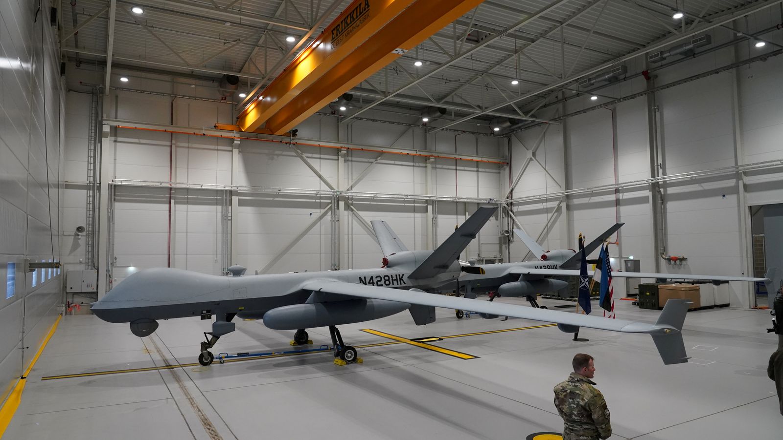 طائرة من دون طيار تابعة للقوات الجوية الأميركية من طراز MQ-9 Reaper في قاعدة أماري الجوية بإستونيا. 1 يوليو 2020 - REUTERS