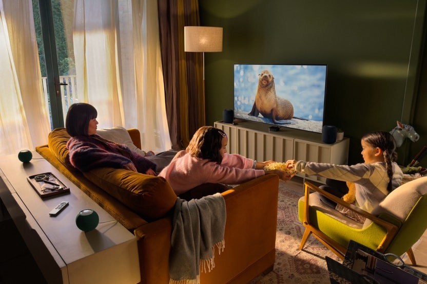 ميزة تشغيل الصوت المحيطي عبر توصيل حتى4 أجهزة هوم بود بجهاز أبل Apple TV 4k الجديد