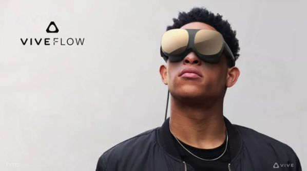 صورة مسربة لنظارة HTC Vive Flow والمنتظر إطلاقها الخميس 14 أكتوبر - Twitter/EvaLeaks