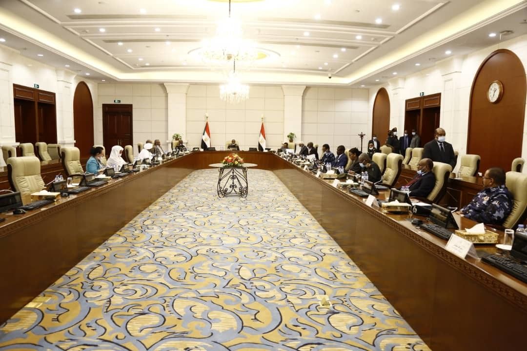 اجتماع لأعضاء مجلس الدفاع والأمن السوداني لمناقشة أزمة شرق البلاد - وكالة الأنباء السودانية 