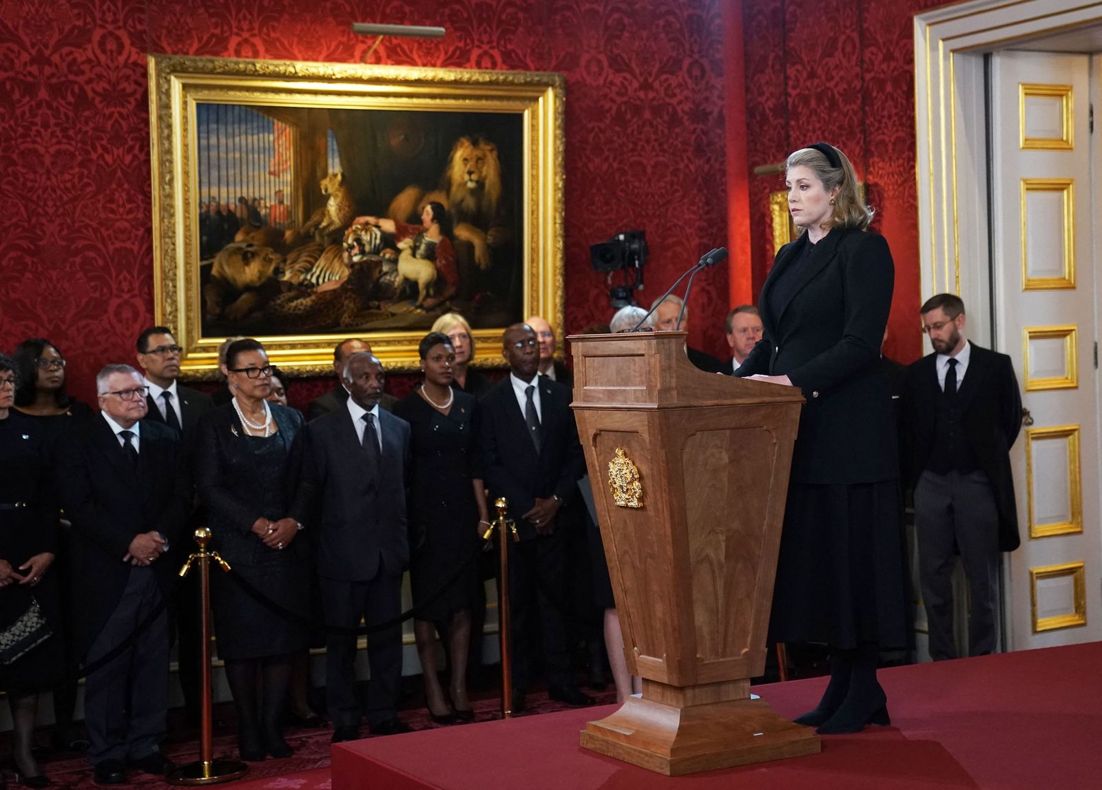 رئيسة مجلس العموم البريطاني بيني موردونت تتحدث خلال اجتماع مجلس اعتلاء العرش- 10 سبتمبر 2022 - AFP
