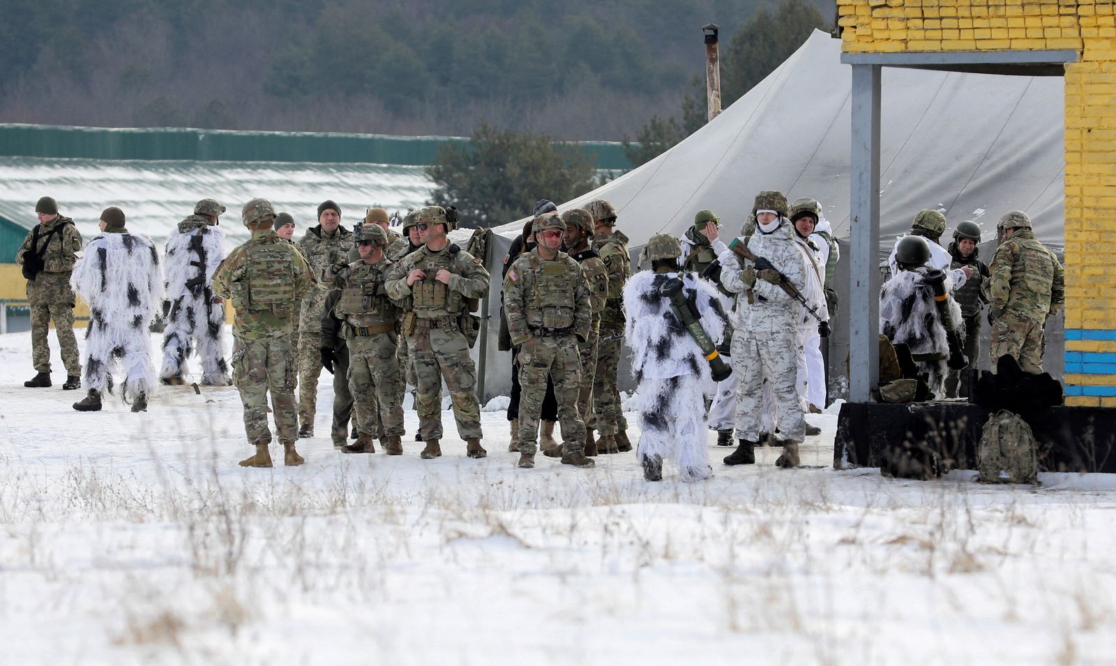 FILE PHOTO: Ukrainian troops train in the Lviv region - REUTERS