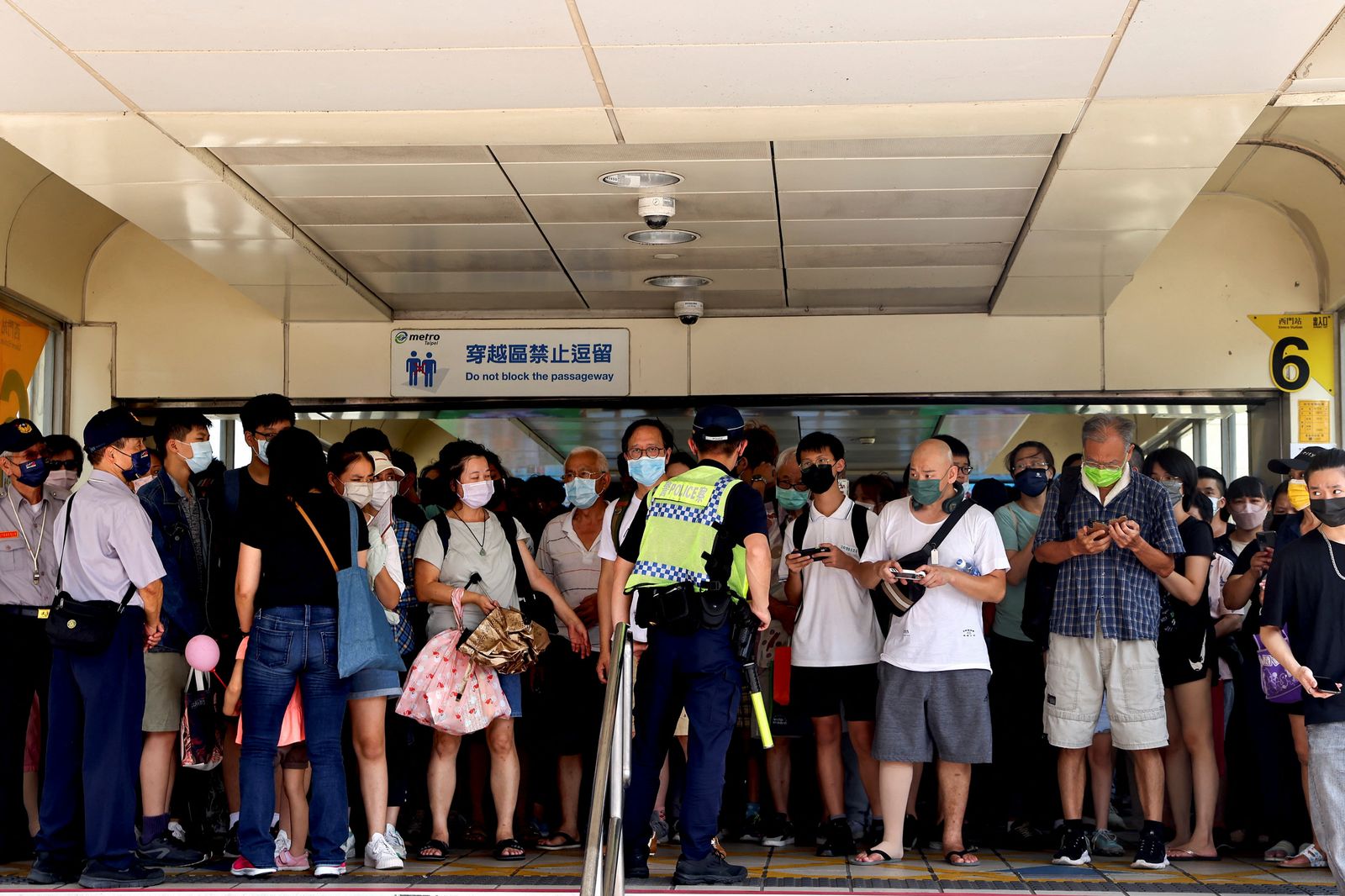 Air-raid exercise named Wan An, in Taipei - REUTERS