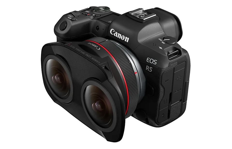 كاميرا كانون EOS R5 التي تلتقط جودة 8K - Canon