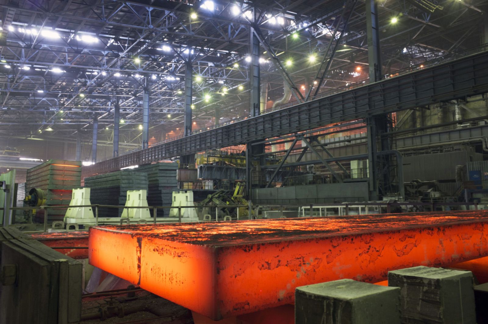 مصنع صلب في مدينة ماريوبل الأوكرانية - 24 مارس 2014 - Bloomberg