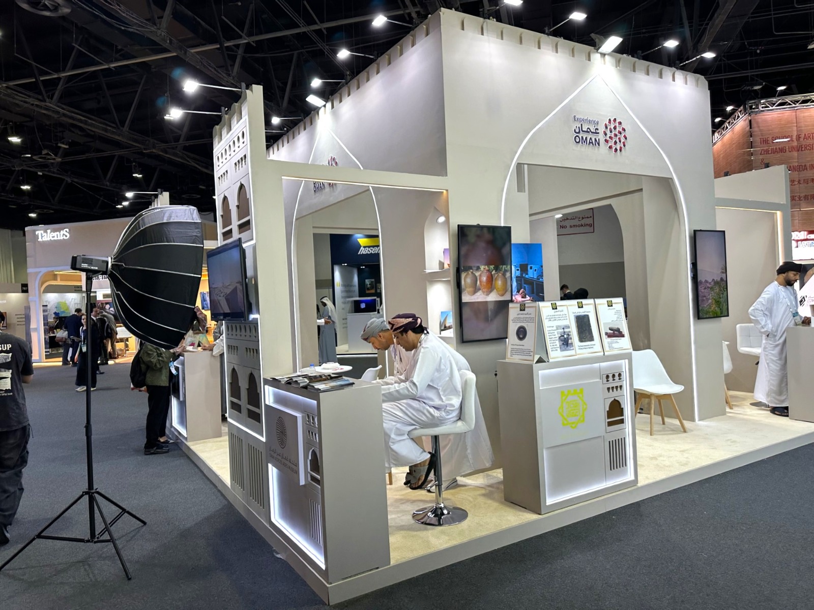 مجسم متحف عُمان