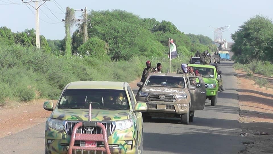 صورة نشرها حساب القوات المسلحة السودانية على فايسبوك لعربات الجيش في مدينة سنجة