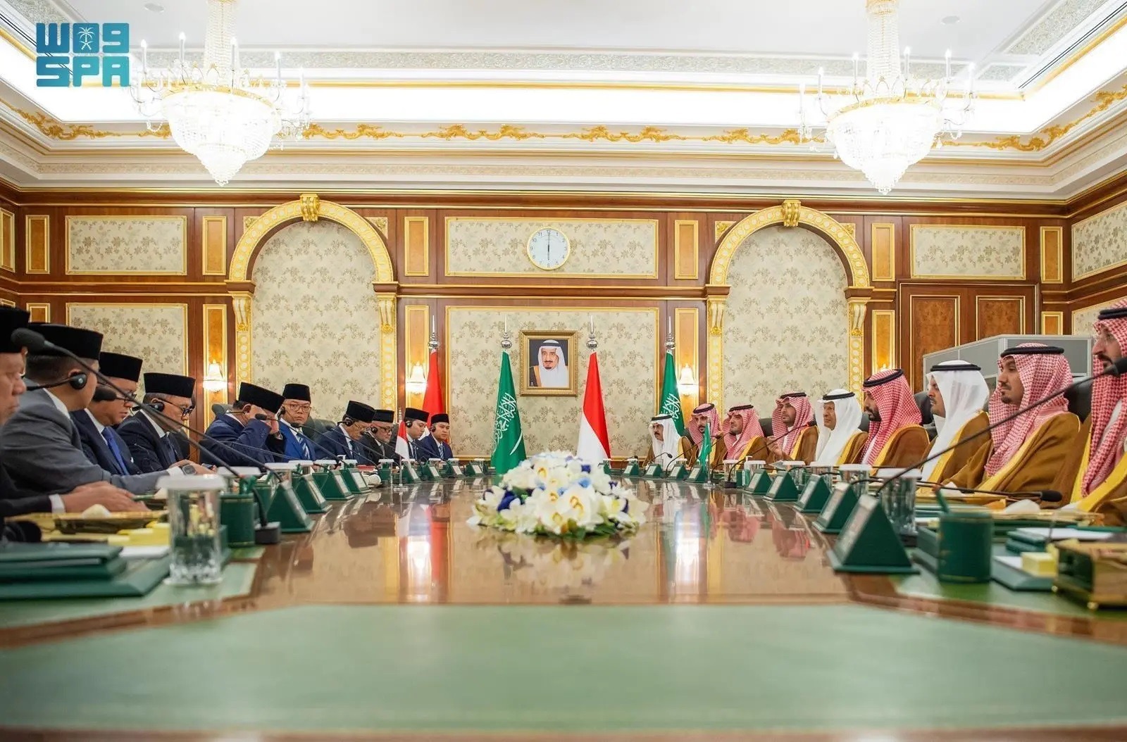 خلال اجتماع مجلس التنسيق الأعلى السعودي الإندونيسي برئاسة ولي العهد السعودي الأمير محمد بن سلمان ورئيس إندونيسيا برابوو سوبيانتو في جدة- 2 يوليو 2025