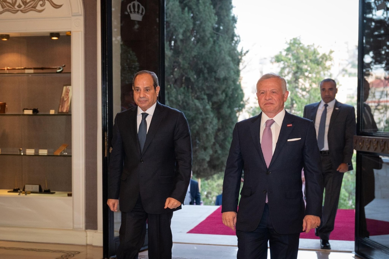 جانب من استقبال ملك الأردن عبد الله الثاني للرئيس المصري عبد الفتاح السيسي في قصر بسمان الزاهر. 1 أبريل 2024