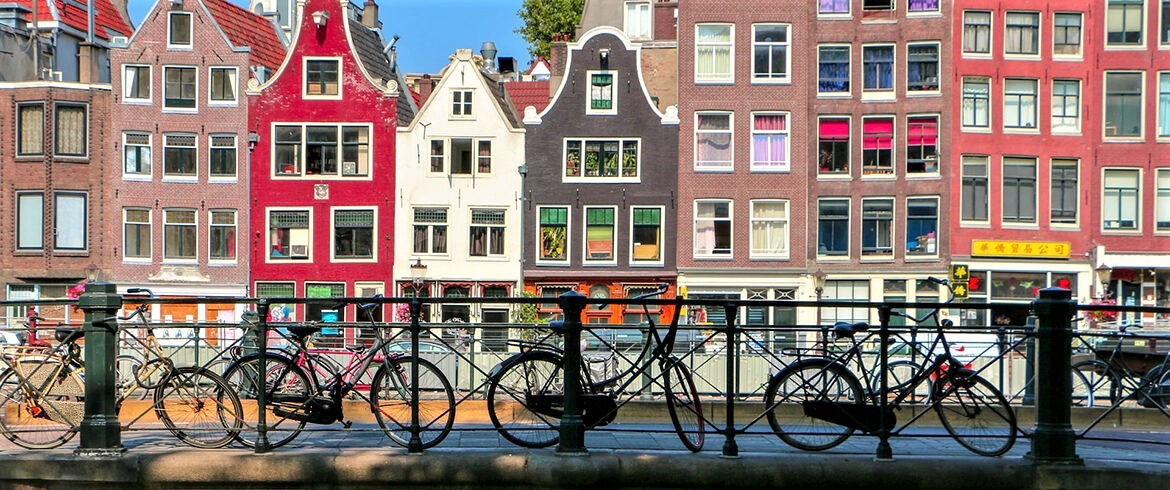 مشهد عام للدراجات في أمستردام - ecobnb.com