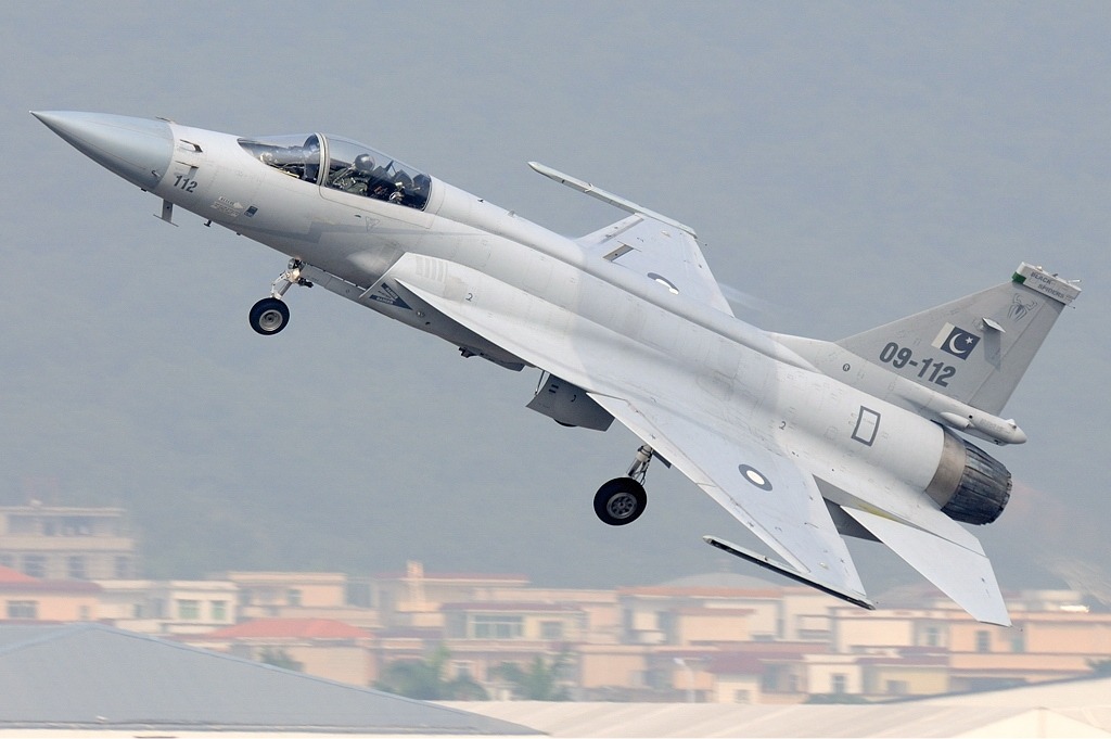 مقاتلة باكستانية من طراز JF-17