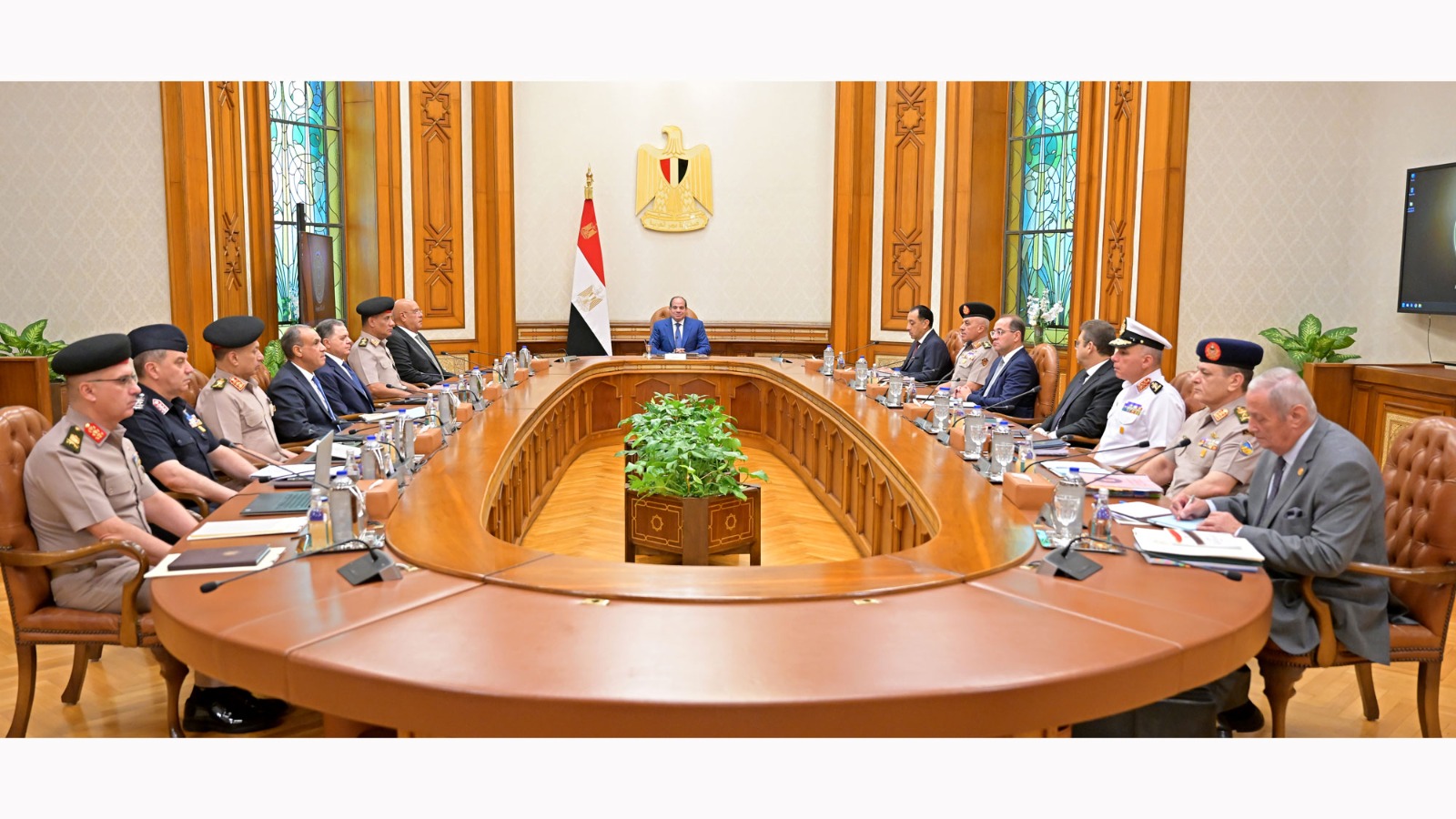 برئاسة السيسي.. مجلس الدفاع الوطني المصري يقرر تقديم "كافة أشكال الدعم" للسعودية