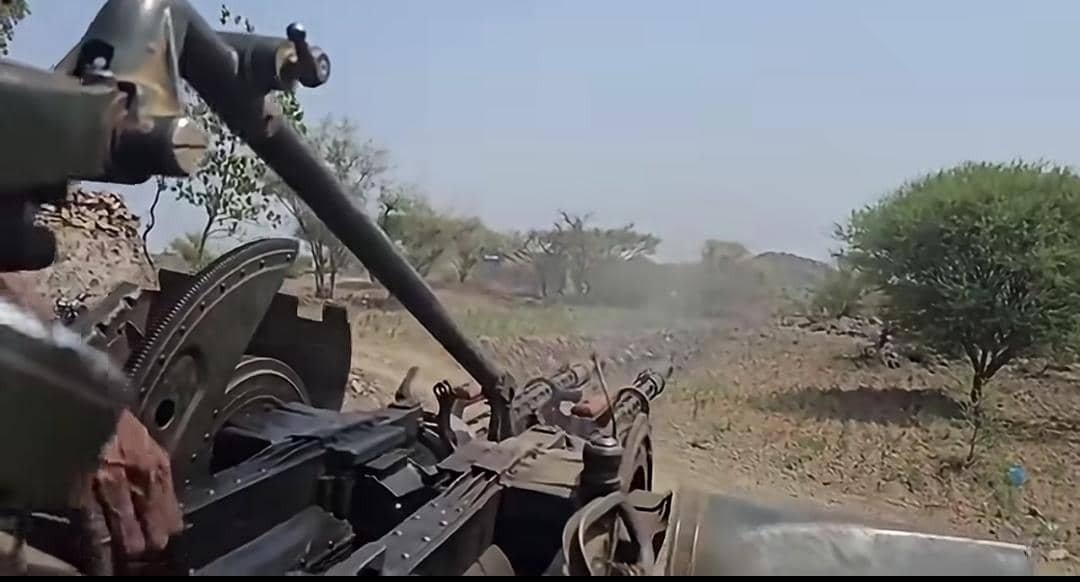 الجيش اليمني يعلن تنفيذ 20 غارة جوية على أهداف للحوثيين في تعز