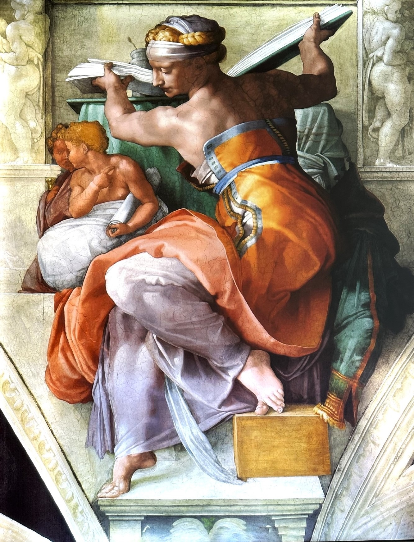 العرّافة صاحبة اقدم اليمنى